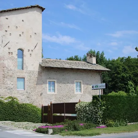 Casa Torre Allera 3* Cuneo