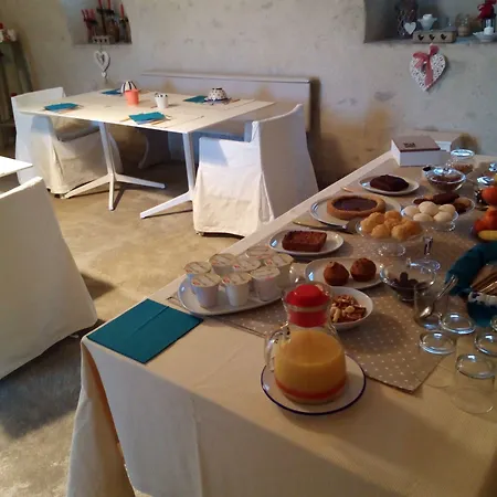 Bed & Breakfast Casa Torre Allera 3*