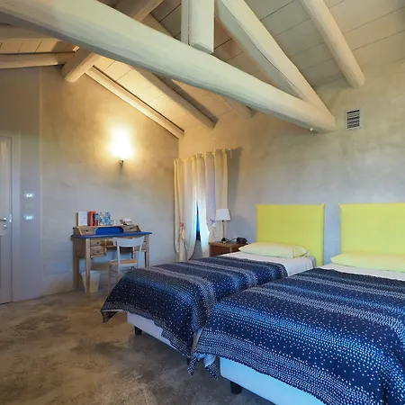 Casa Torre Allera Alojamento de Acomodação e Pequeno-almoço