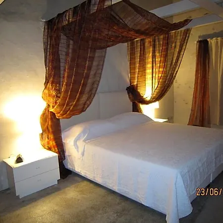 Casa Torre Allera Bed & Breakfast Cuneo