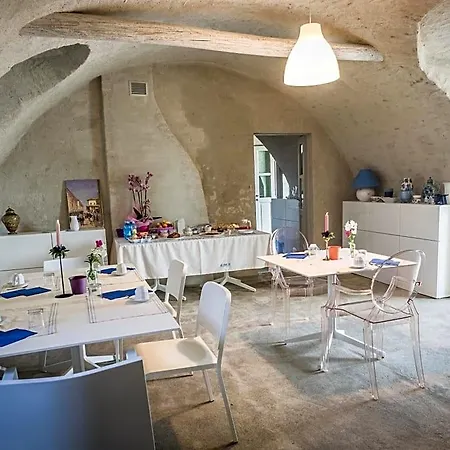 Casa Torre Allera 3* Cuneo
