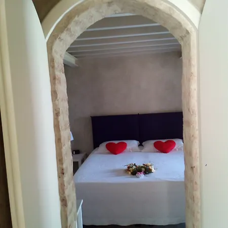 Casa Torre Allera Nocleg ze śniadaniem Cuneo