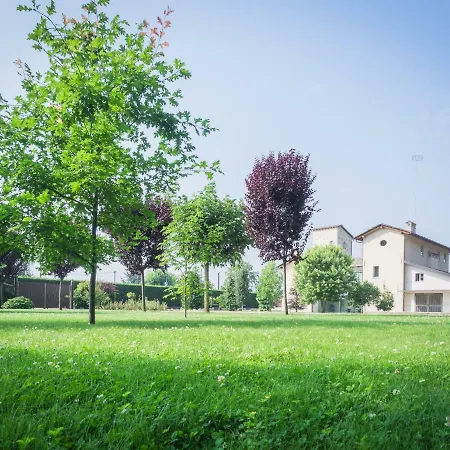 Casa Torre Allera Nocleg ze śniadaniem Cuneo