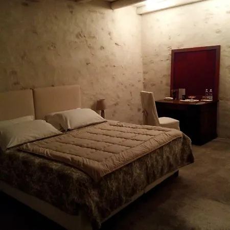 Casa Torre Allera Bed & Breakfast Cuneo